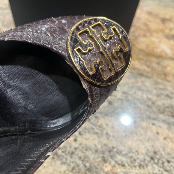 Tory Burch Miller Wedge Heels Size 7 - Picture 4 of 6